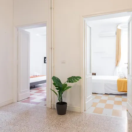 Dream House Re Di - 50mt To Metro Station, Position, 4pax, 2bdr Řím